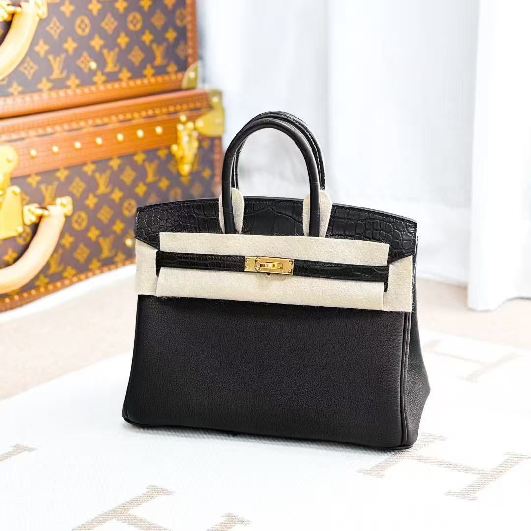 Hermes Birkin 25 in Black Gold with Matte Finish and Touch Gold Buckle in Crocodile