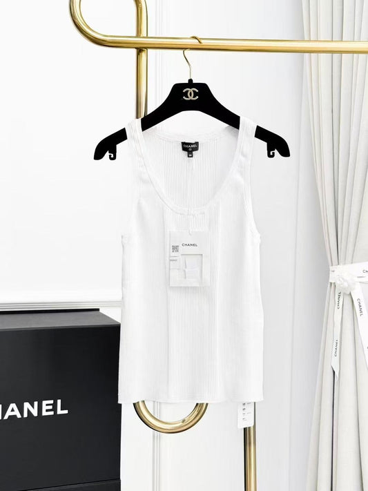 Chanel 25B White Diamond Quilted Heart Jacquard Knit Vest