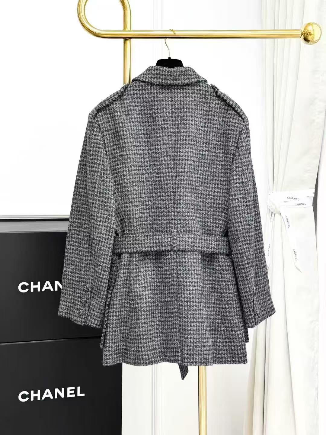 Chanel 22K Fall/Winter Bestseller Gray Houndstooth Collared Long-Sleeve Jacket