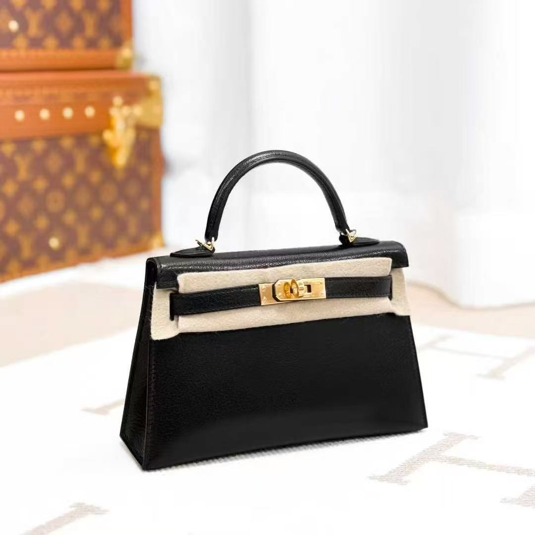 Hermes Mini Kelly Bag II Black Goatskin with Gold Hardware