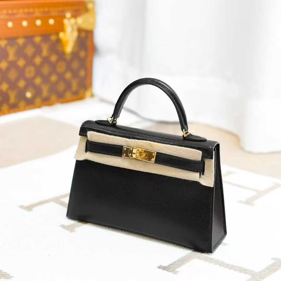 Hermes Mini Kelly Bag II Black Goatskin with Gold Hardware