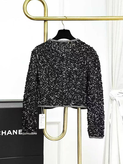 Chanel 25P 黑白混色水钻装饰双 C 扣夹克