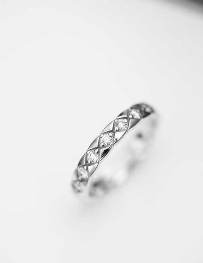 Chanel Platinum Diamond-Set Narrow Coco Crush Ring