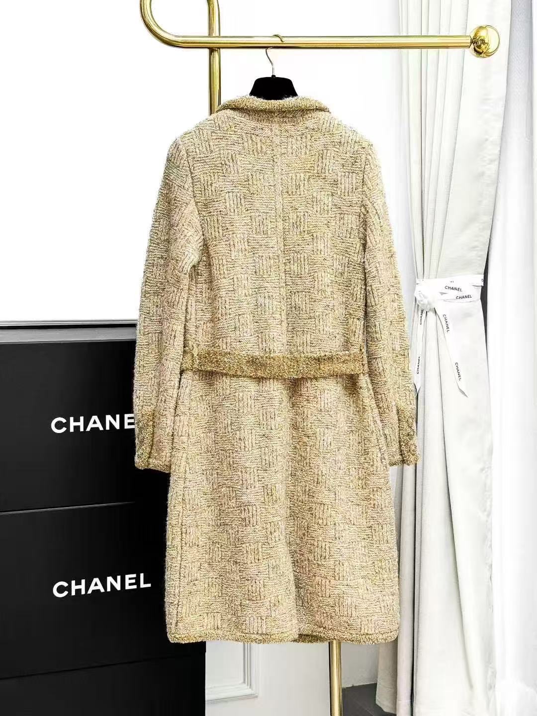 Chanel 20A Haute Couture Atelier Long Knitted Cardigan with Gold-Tone Fine Shimmer Collar