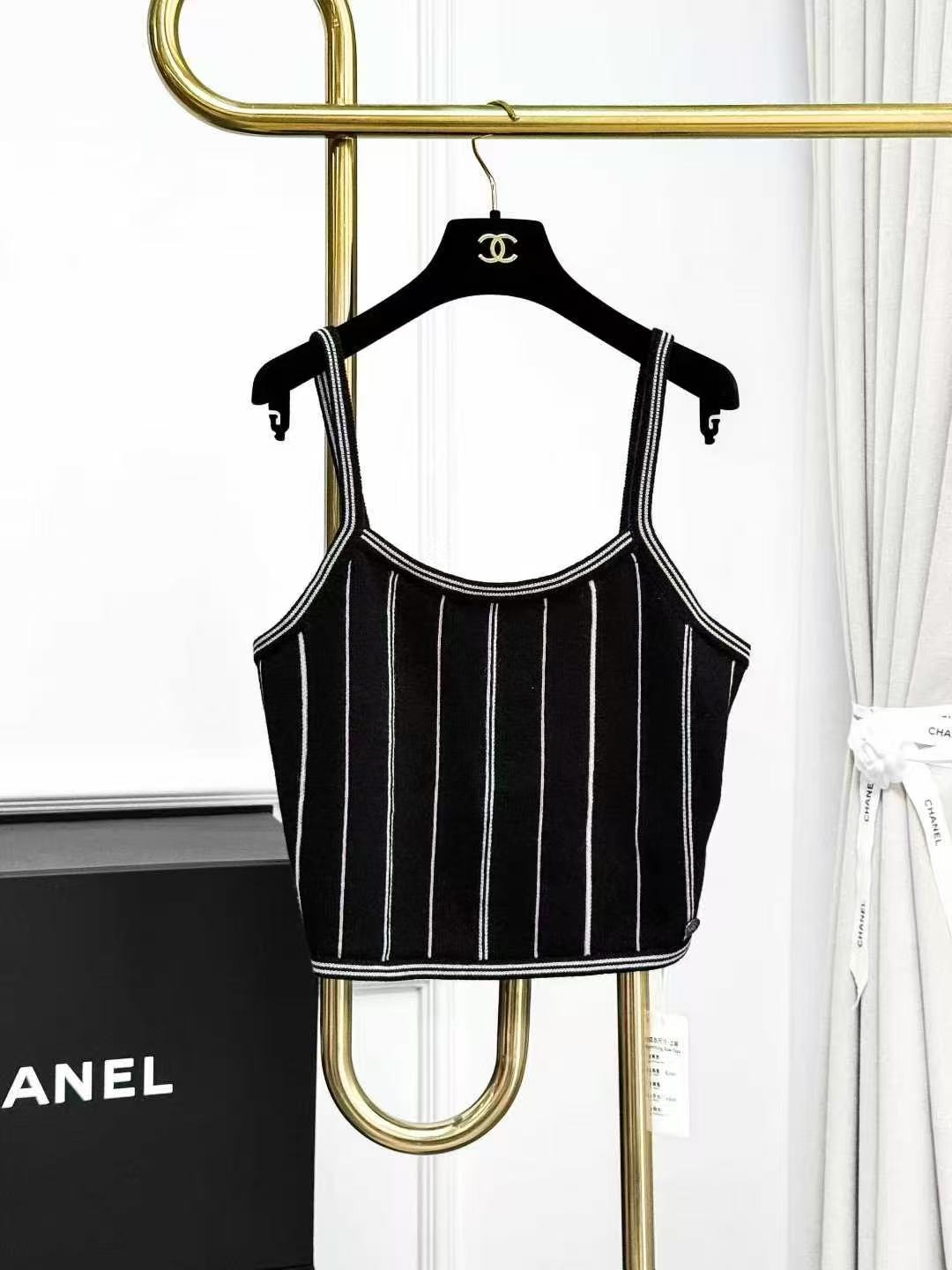 Chanel 23P Black Vertical Stripe Knitted Halter Neck Top