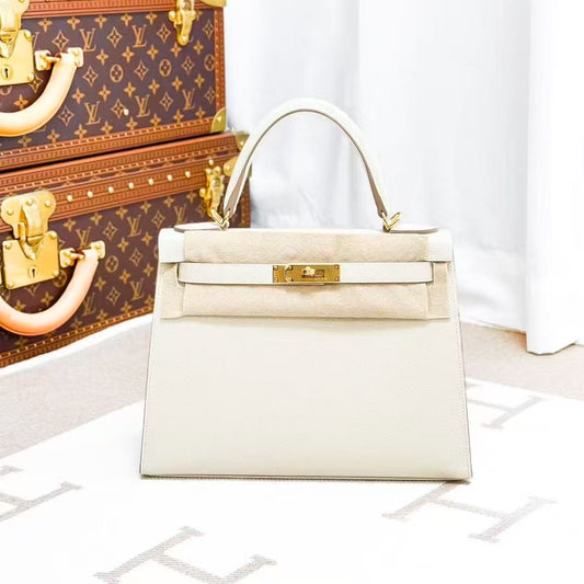 Hermes Kelly28 No. 10 Milkshake Platinum Buckle Epsom Leather