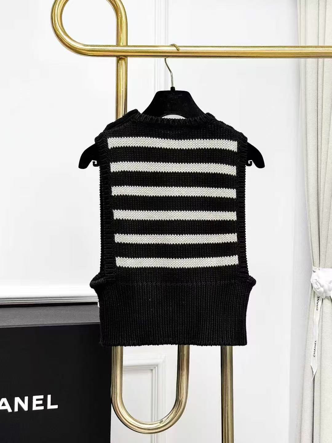 Dior Black and White Striped CD Buckle Knitted Waistcoat