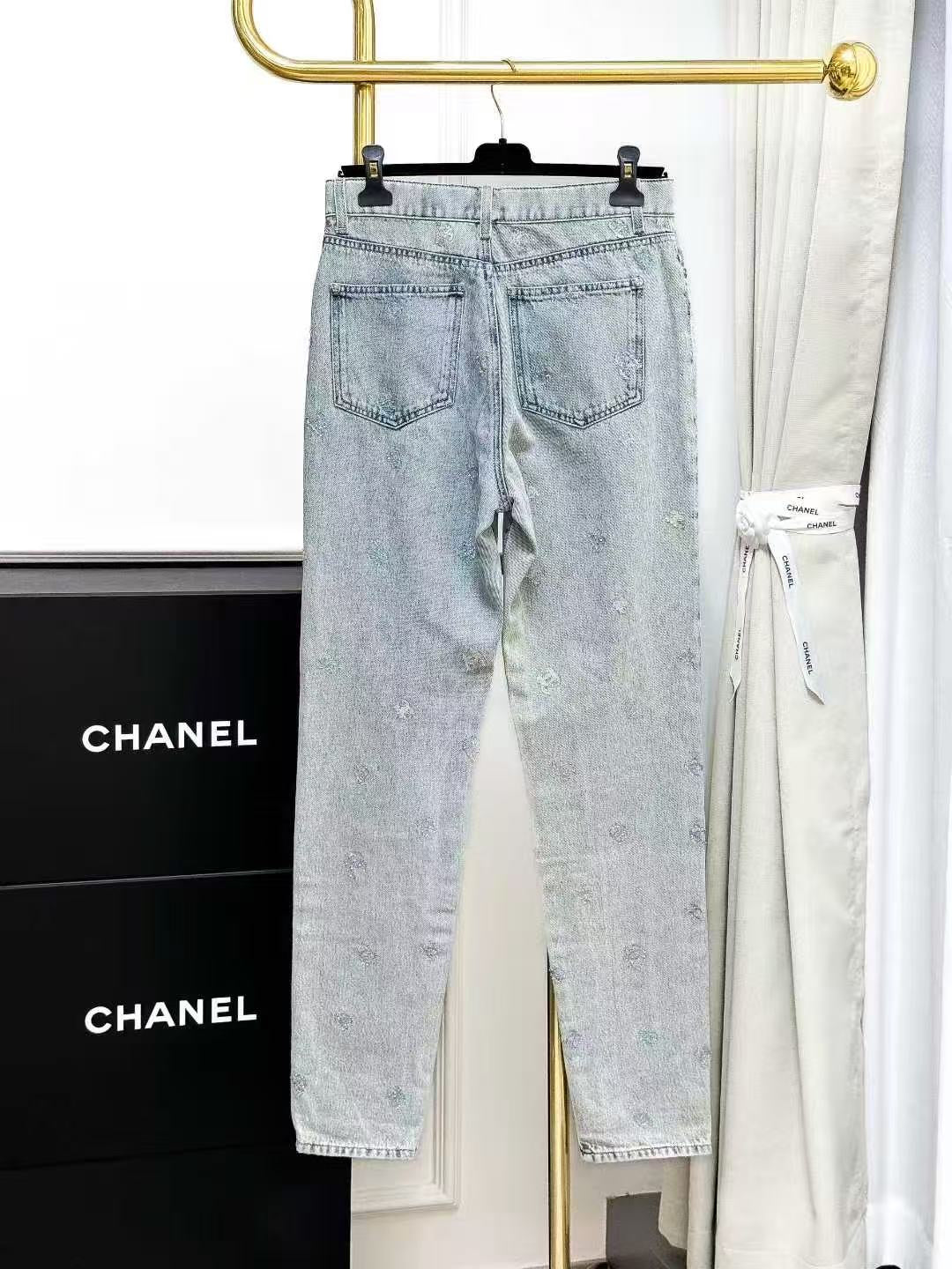 Chanel 21K Autumn/Winter Sequinned Double C Blue Gradient Denim Trousers