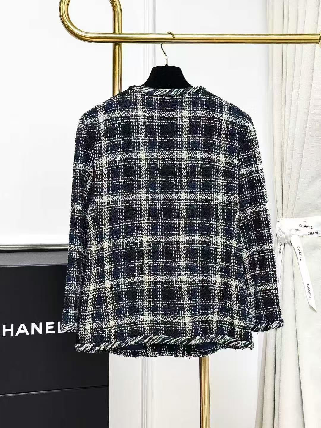 Chanel 2018 Spring/Summer Blue and White Checkered Knitted Trim Jacket