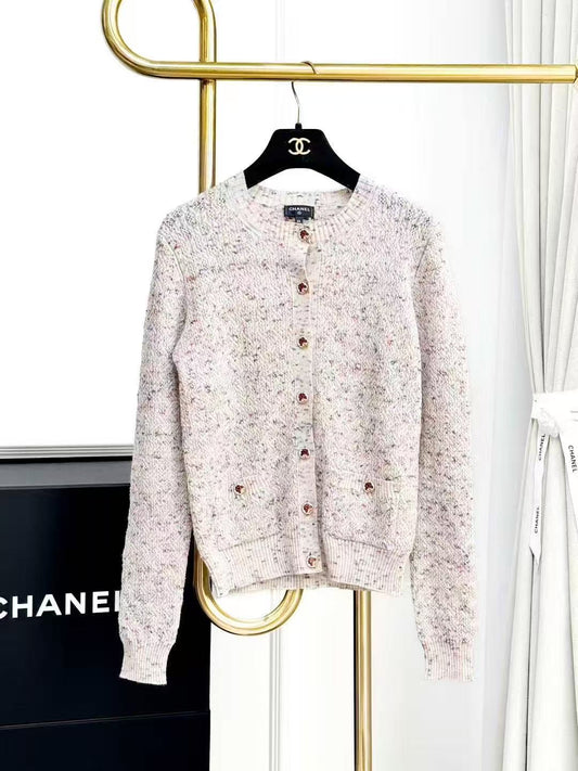 Chanel 25A Oatmeal-Coloured Melange Round-Neck Long-Sleeved Knitted Cardigan