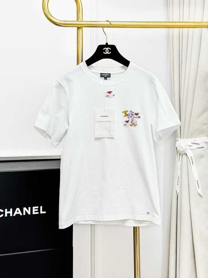 Chanel 24A White Embroidered T-Shirt with Coloured Sequins