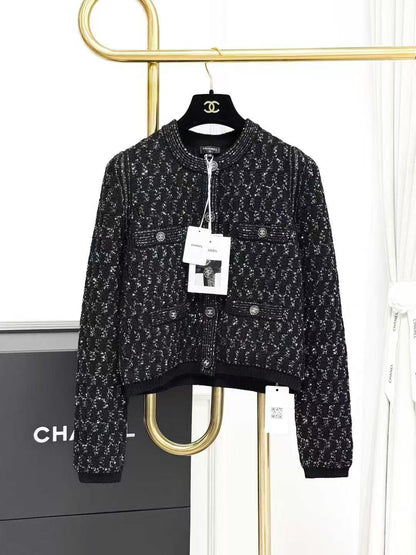 Chanel 21K 钻石镶嵌四口袋黑色圆领开衫