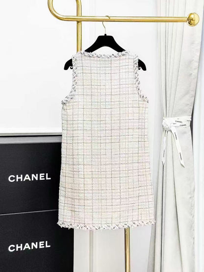 Chanel 25S Off-White Mélange Tartan Tweed Sleeveless Waistcoat