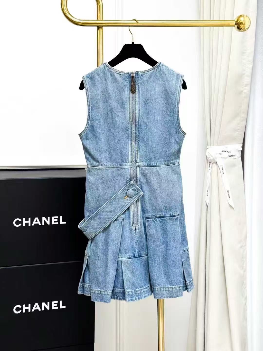 LV Bestselling Leather-Label Denim Sleeveless Dress