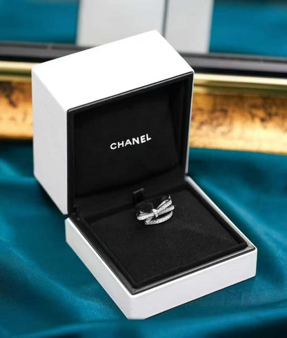 Chanel Ruban Collection Platinum Diamond-Studded Bow Ring
