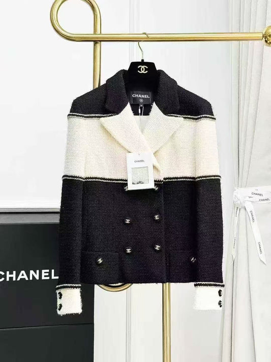 Chanel 20A Kangpeng Street Collection Black and White Double-Breasted Jacket