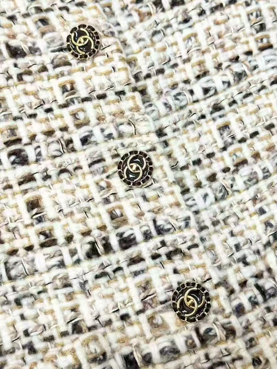Chanel 18K Forest Collection Oatmeal-Colored Mixed-Weave Jacket
