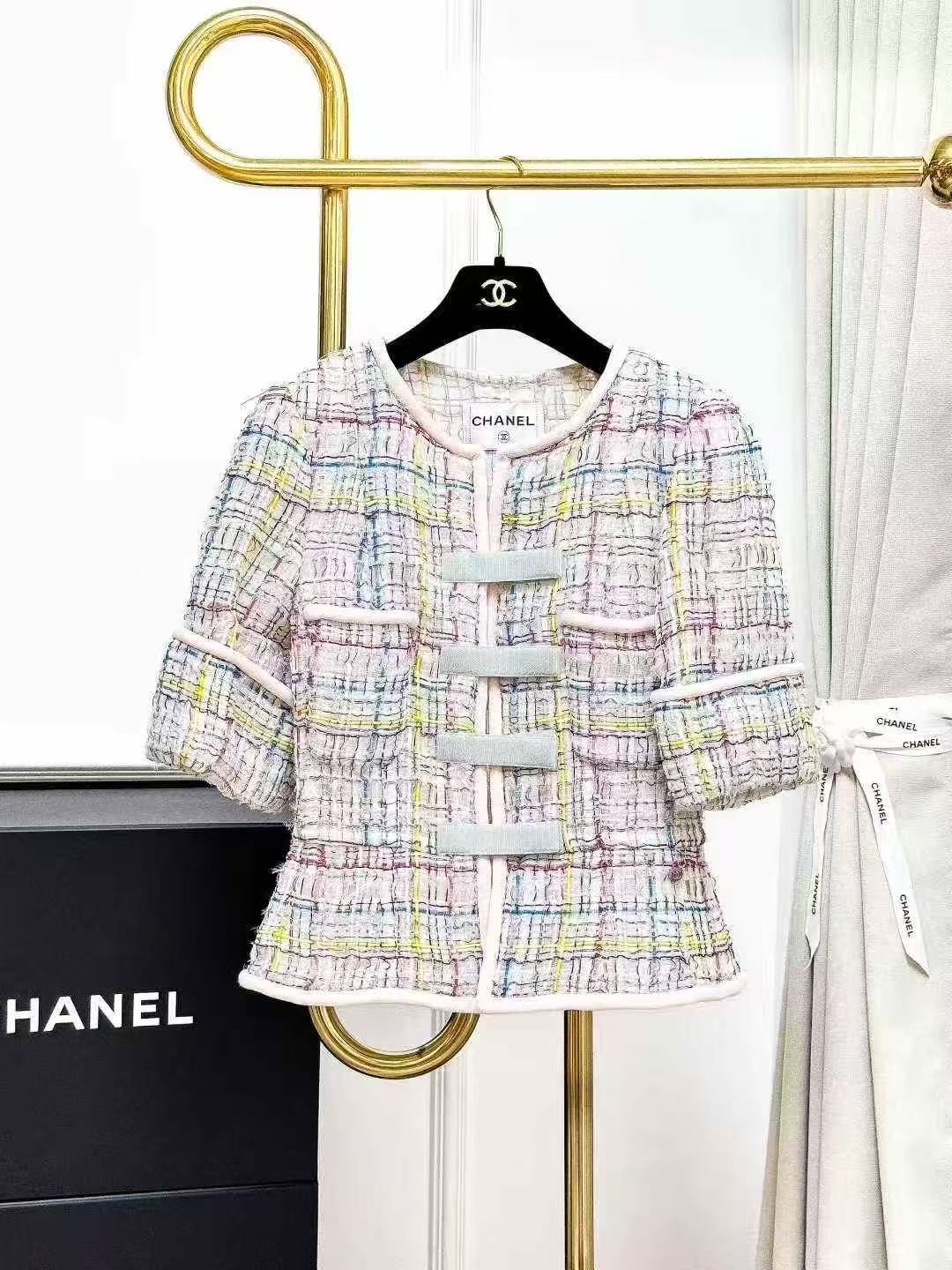 Chanel 17S Color-Block Knit Velcro-Fastening Mid-Sleeve Short Jacket