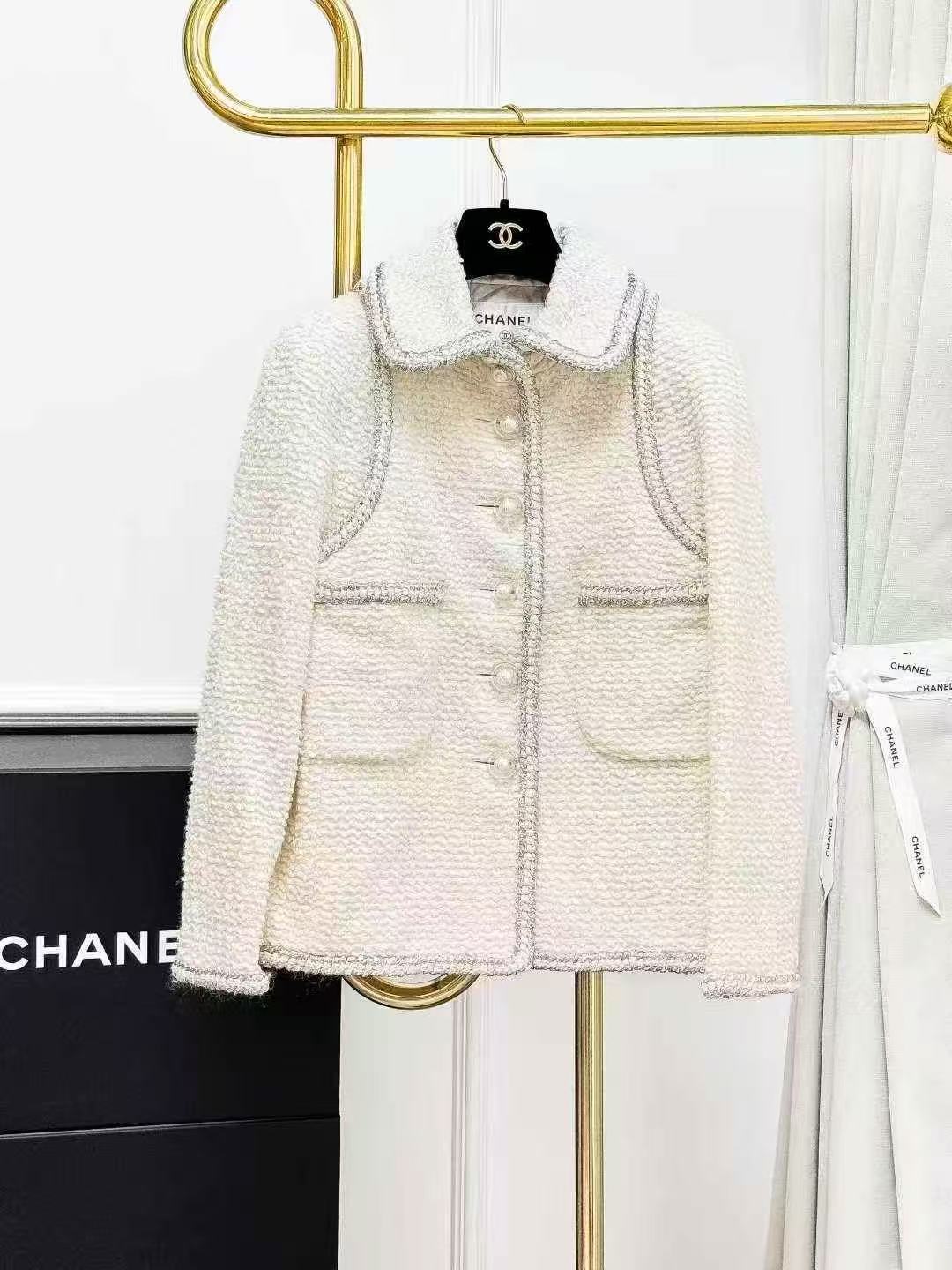 Chanel 17K Ground Control Series Cream-White Jacket with Silver Trim
