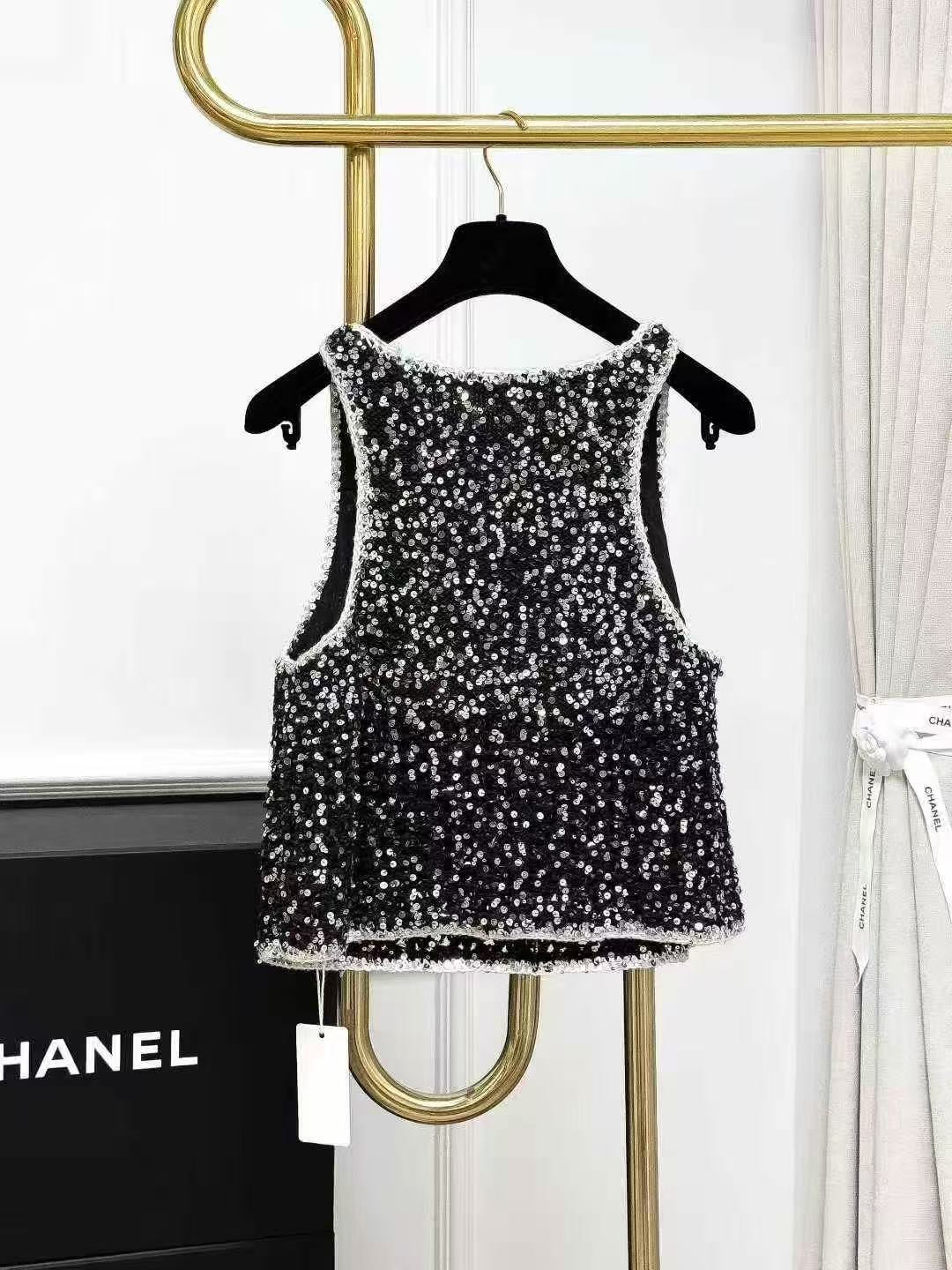 Chanel 23S Bow Black Starry Sequined Knit Tank Top