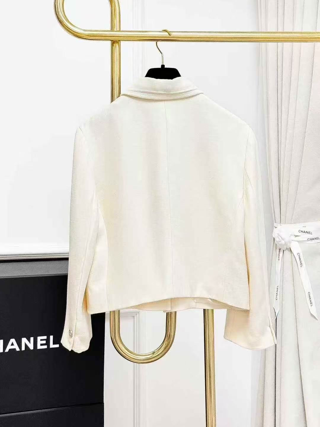 Dior Beige Silk Lapel Long-Sleeve Cropped Jacket