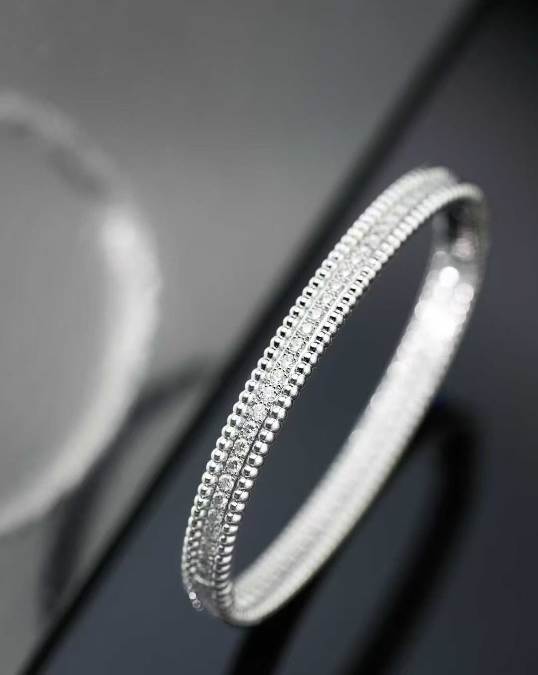 Van Cleef & Arpels Perlée Collection White Gold Single-Row Diamond-Set Bangle