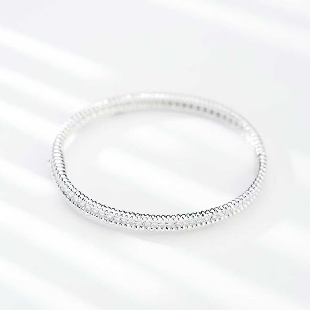 Van Cleef & Arpels Perlée Collection White Gold Single-Row Diamond-Set Bangle