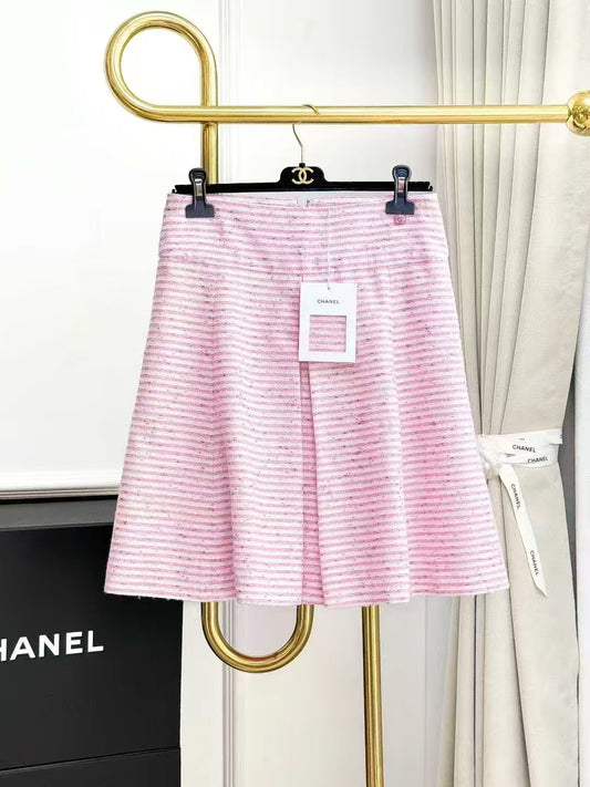 Chanel 24C Pink and White Striped Diamond Buckle Knitted Skirt