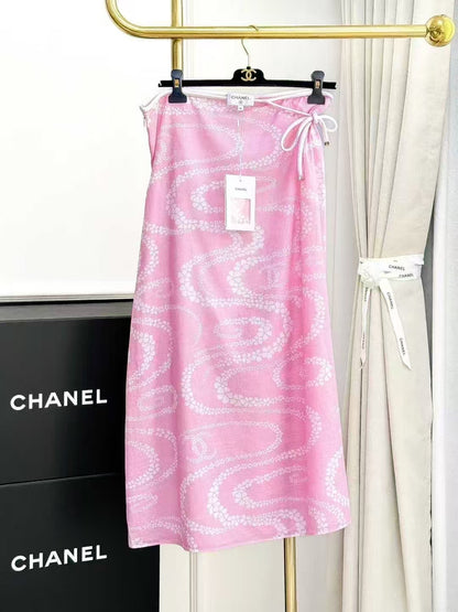 Chanel 25M Pink and White Double C Skirt