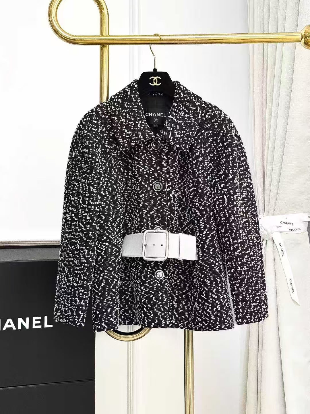 Chanel Cruise Collection Black and White Melange Snowflake Tweed Short Jacket