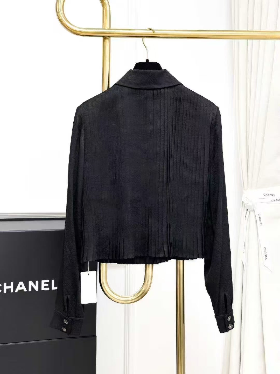 Chanel 25A Black Silk Jacquard Pleated Jacket, Shirt