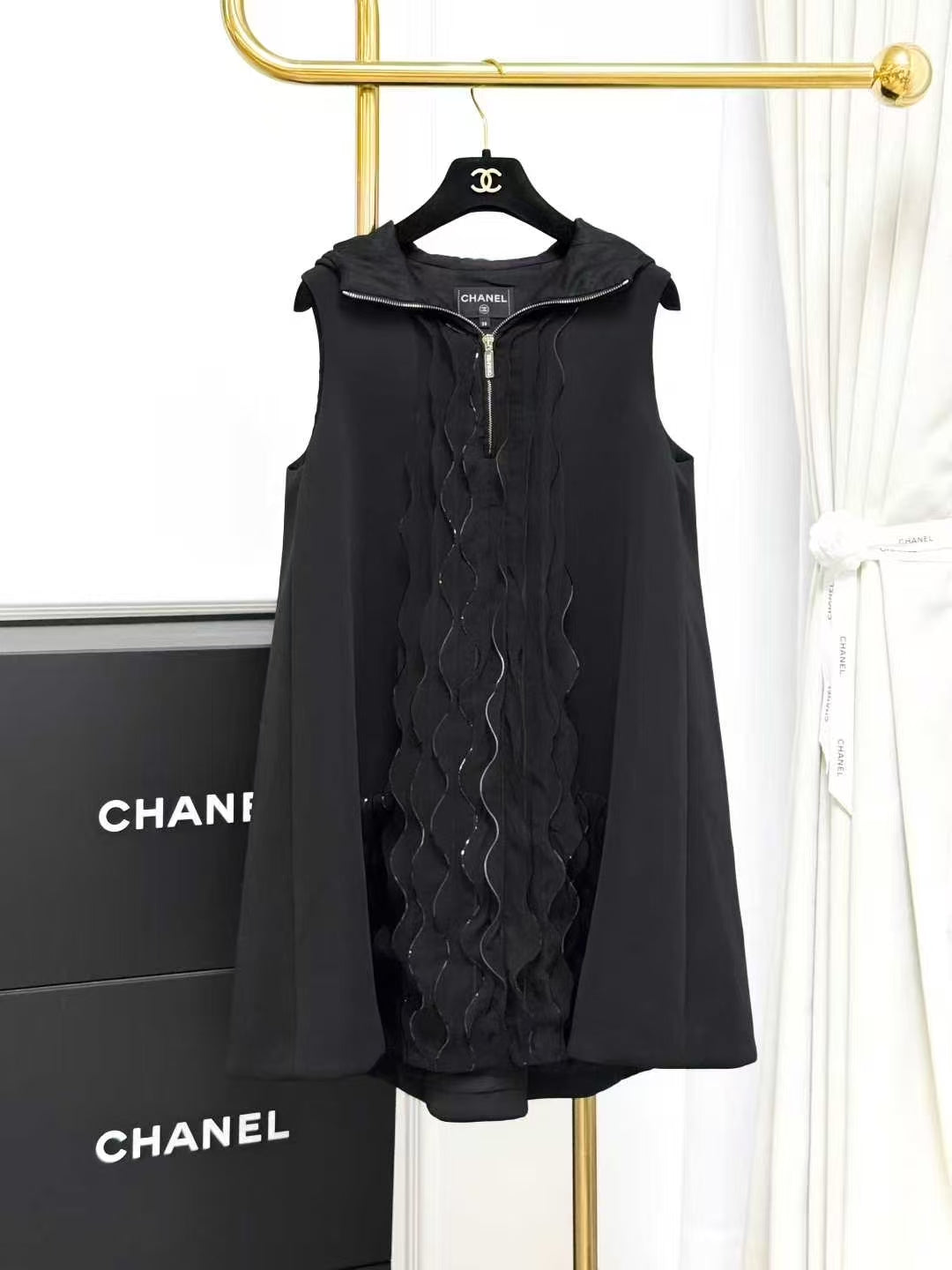 Chanel 25C Black Silk Ripple Sleeveless Hooded Jellyfish Dress
