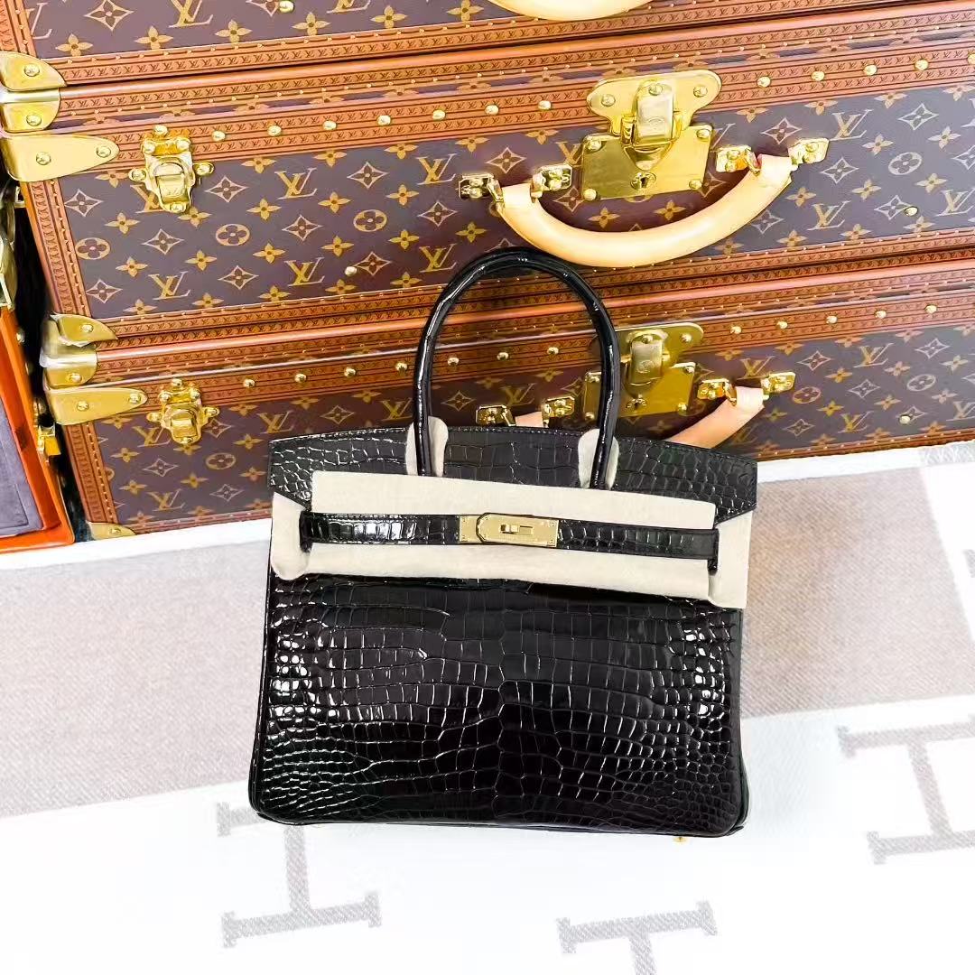 Hermes Birkin 30 Black with gold hardware, glossy alligator leather