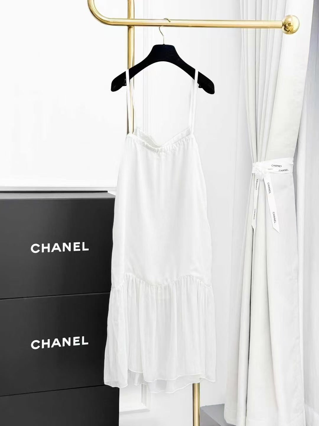 Chanel 25S Spring/Summer White Patchwork Silk Strapless Dress