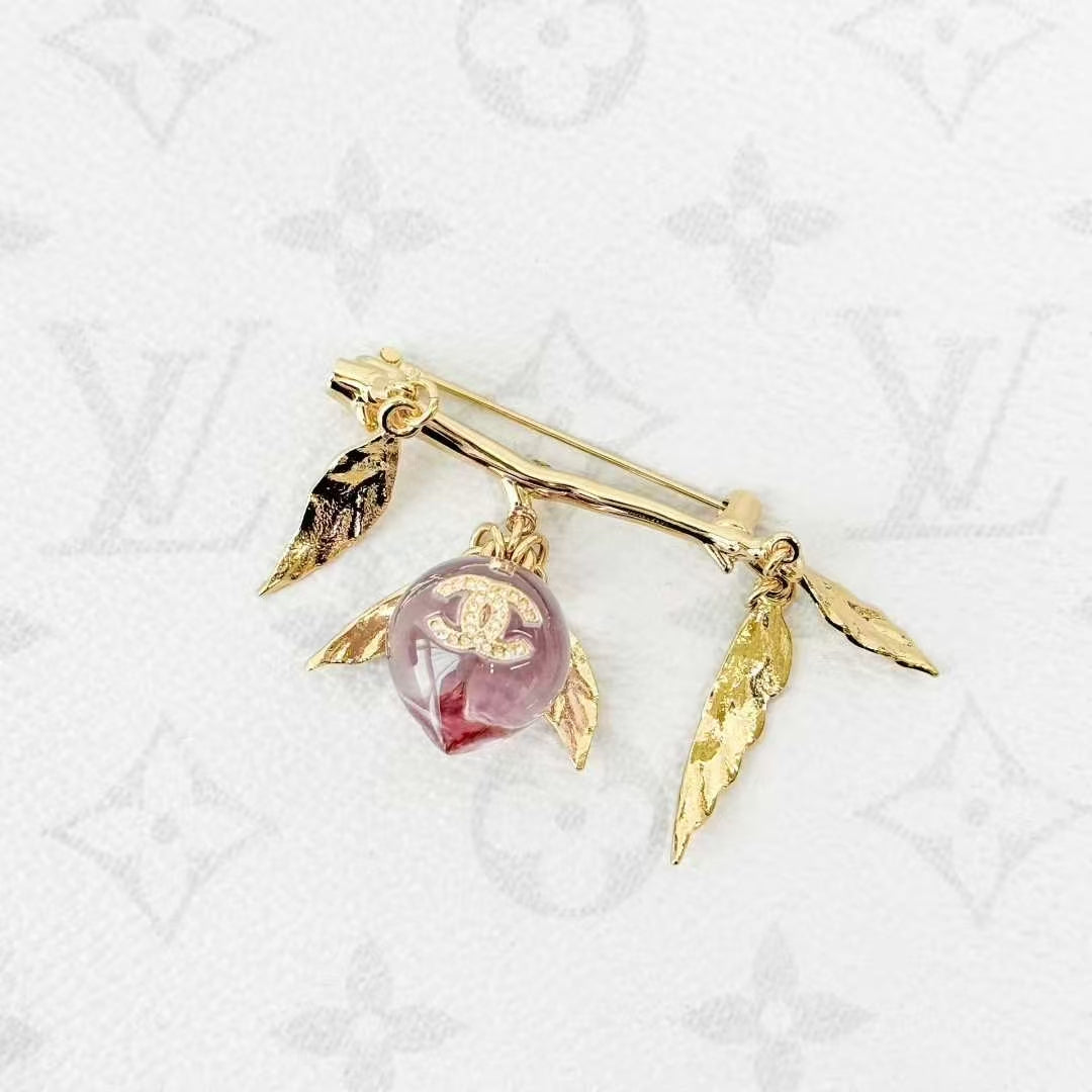 Chanel 25A Atelier Golden Leaf Pink Crystal Peach Brooch
