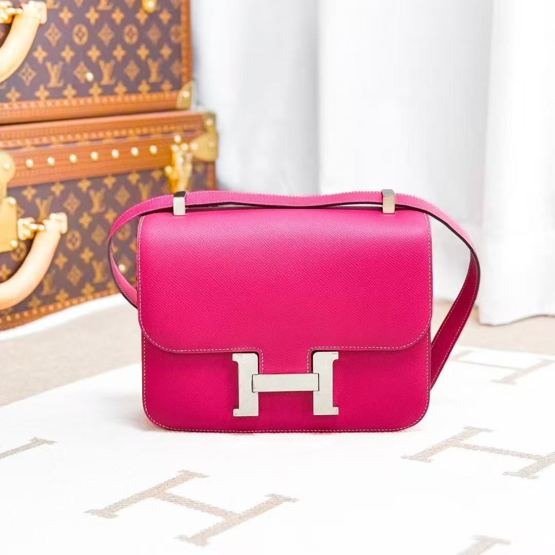 Hermes Constance 24 E5 Peach Pink with Silver Buckle