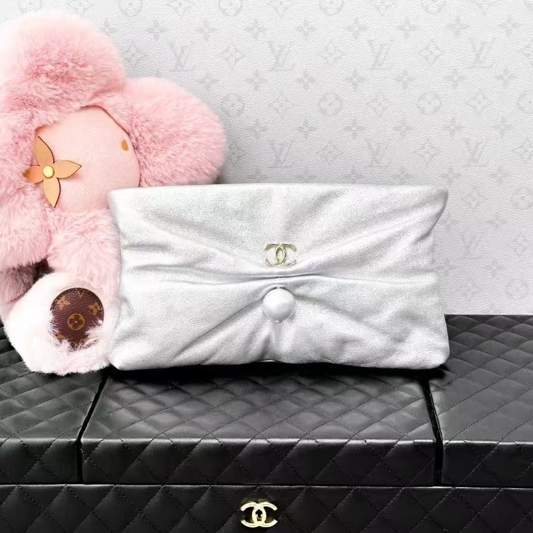 Chanel 25S Silver Double C Pearl Buckle Bow Chain Bag, Crossbody Bag