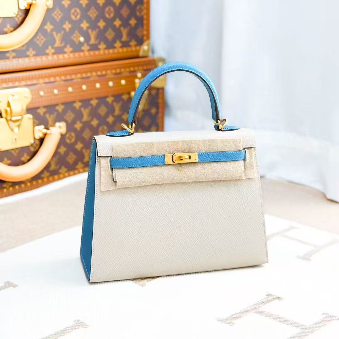 Hermes Kelly 25 in Milkshake White with Watercolor Blue