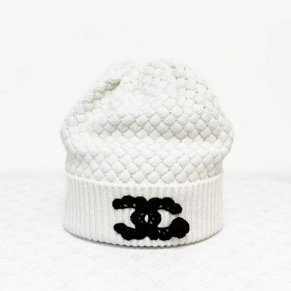 Chanel 25A White Pineapple Knit Beanie, Wool Hat