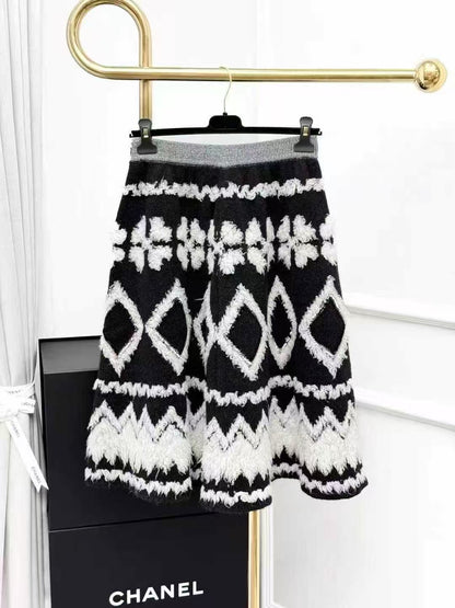 Chanel 19K Black and White Color-Blocked Sequined Embroidered Wool Knit Skirt