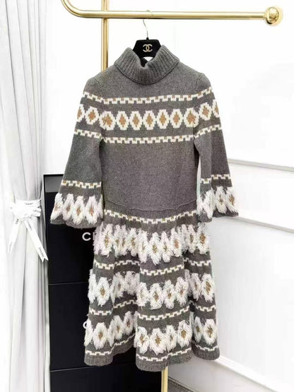 Chanel 19K Snow Collection Gray-White Melange Wool and Yak Wool Blend Knit Dress