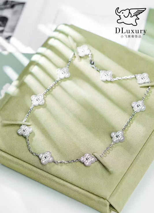 Van Cleef & Arpels Vintage Alhambra White Gold Diamond-Set Four-Leaf Clover Ten-Flower Necklace