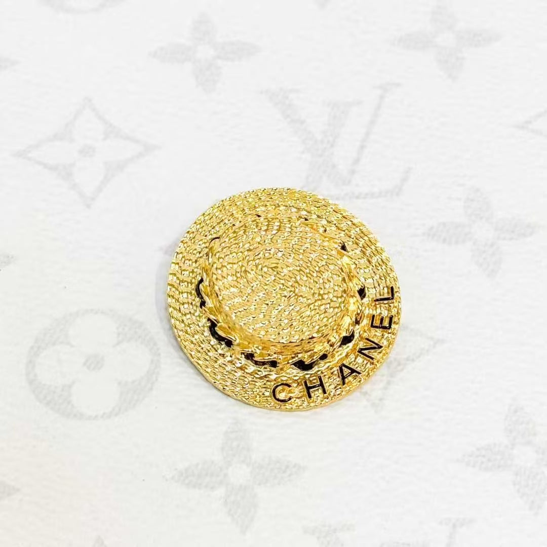 Chanel 25C Light Gold 3D Fisherman's Hat Straw Hat Brooch