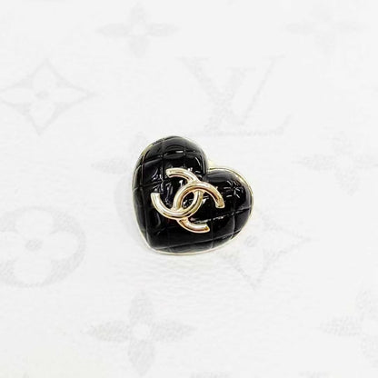 Chanel 22K Black Heart-Shaped Acrylic Double C Brooch with Diamond Quilting