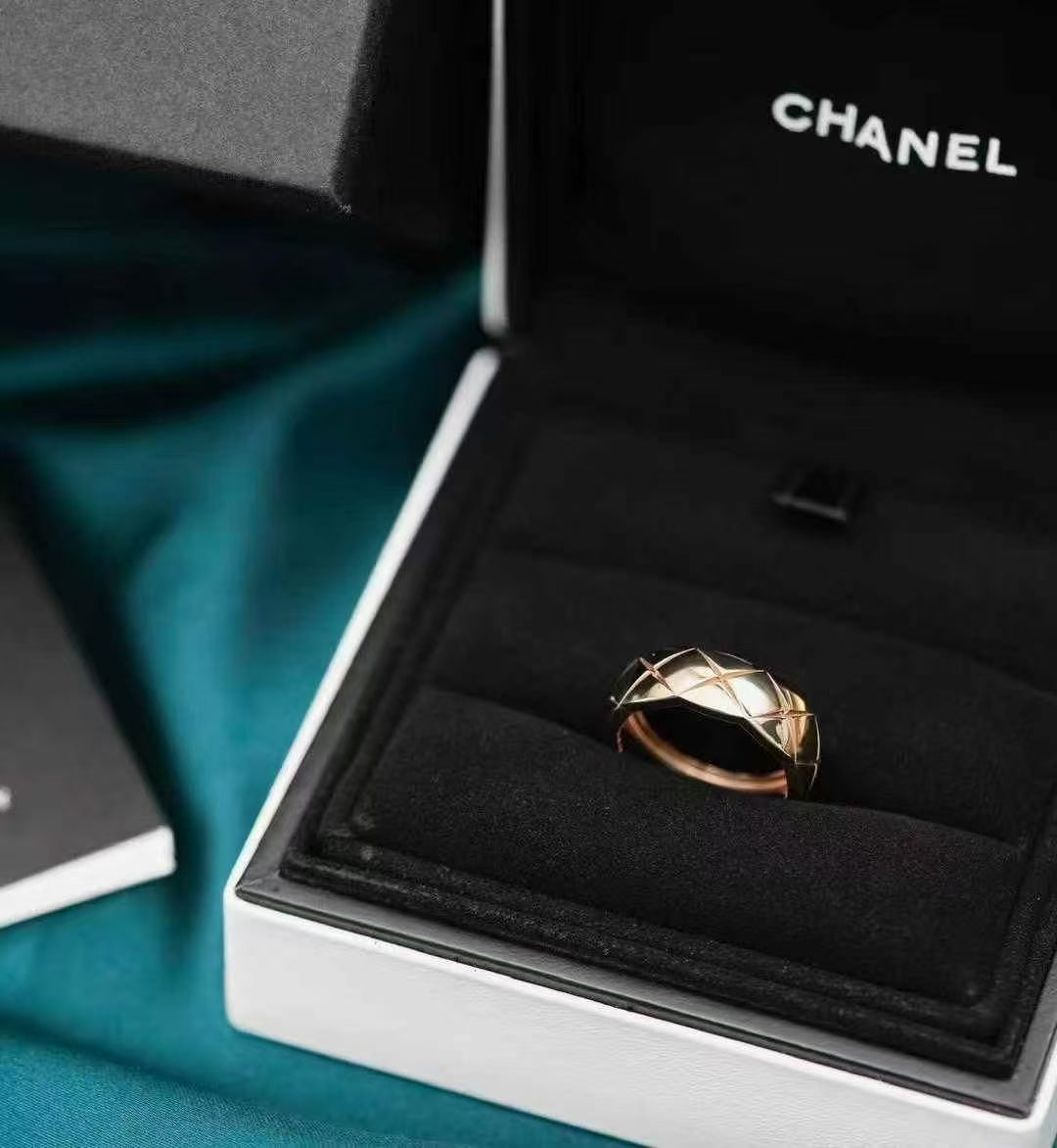 Chanel Coco Crush Pearl Gold Diamond Quilted Wide Band Ring