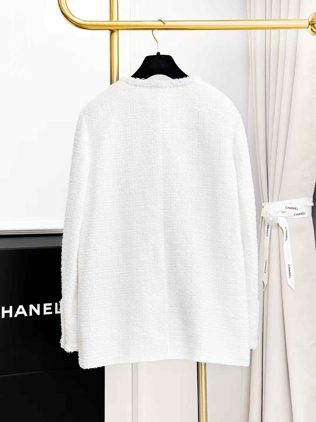 Chanel 25S Tweed Portrait Embroidered Ceramic Button Trimmed Jacket