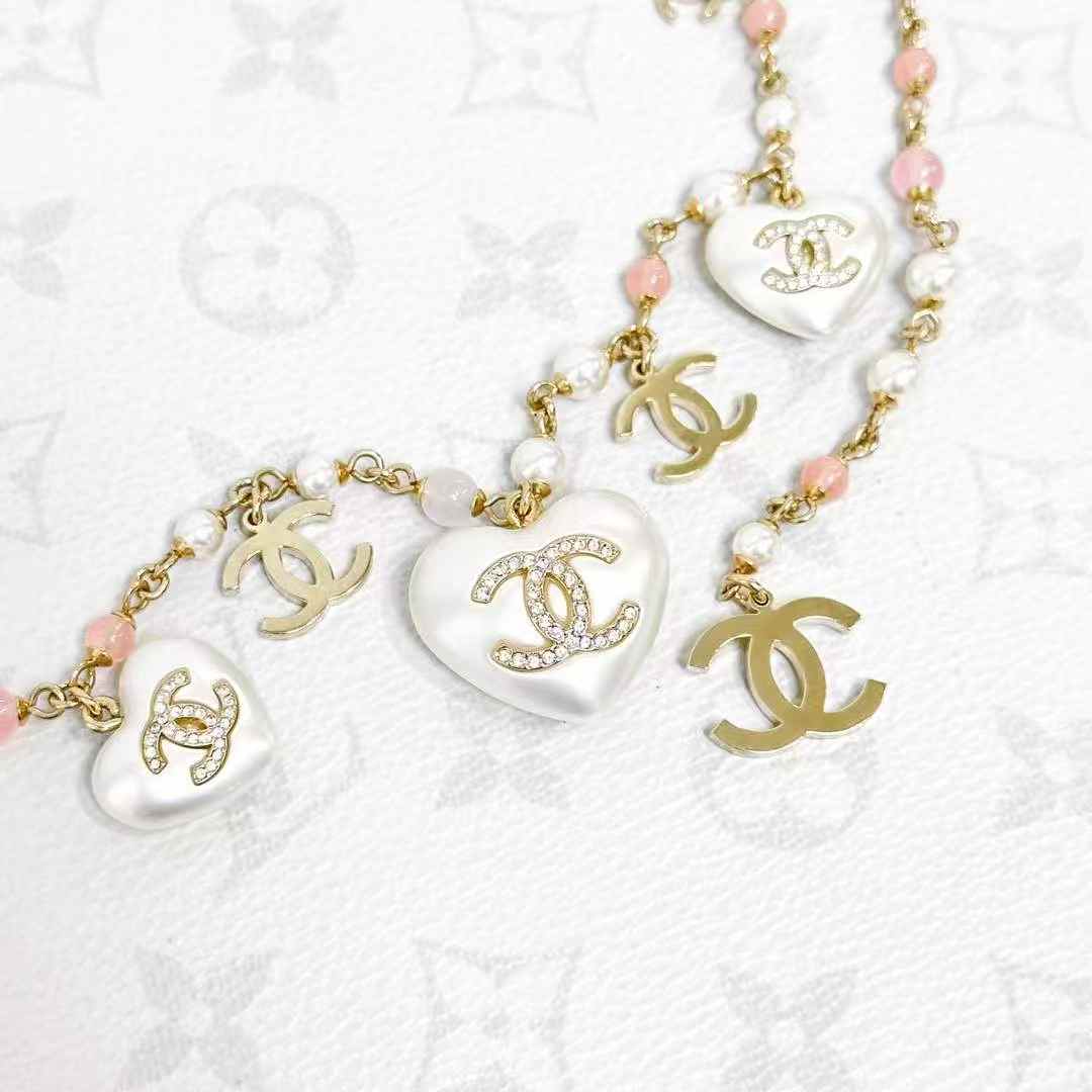 Chanel Best-Selling 21B Double C Pearl Waist Chain