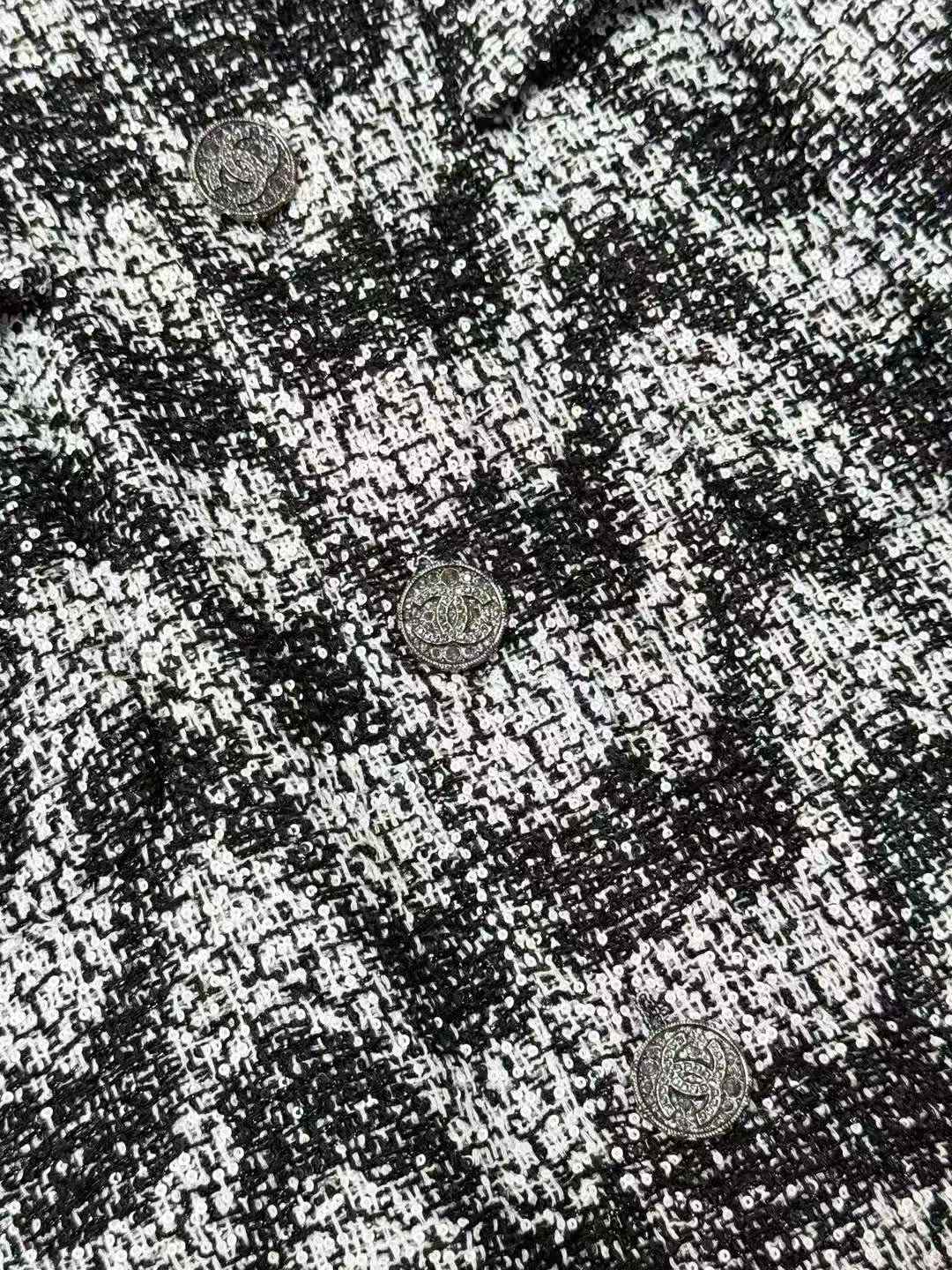 Chanel 21P Black and Gray Wave Pattern Full-Sequin Long Coat