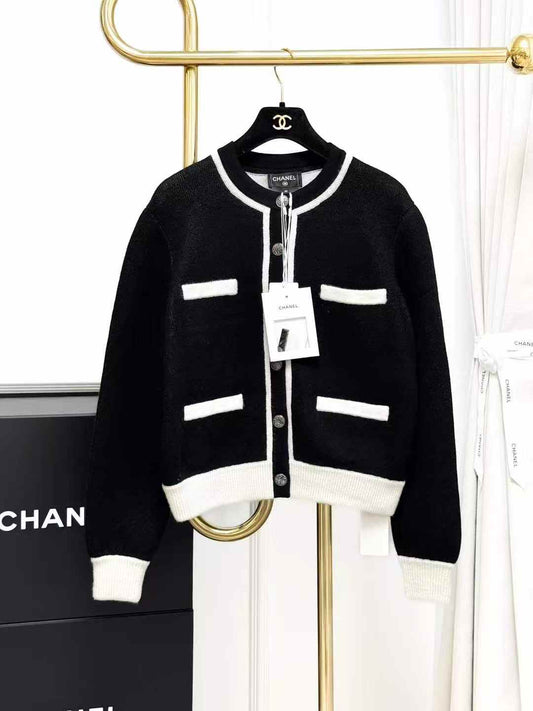 Chanel 21B Fall/Winter Preview: Black Cream Knit Jacket with White Trim